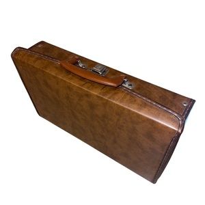 COPY - Vintage Service MFG. Company Travel Cassette Holder : Faux Leather